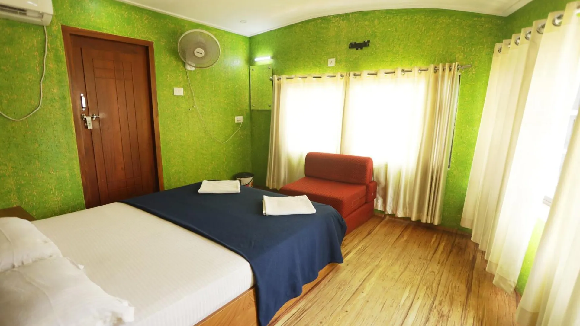 מלון Alappuzha Jct Houseboat ספינת מלון